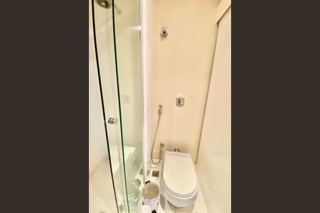 Apartamento à venda com 180m², 3 quartos e sem vagaBanheiro 1