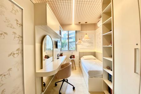 Apartamento à venda com 180m², 3 quartos e sem vagaQuarto 1