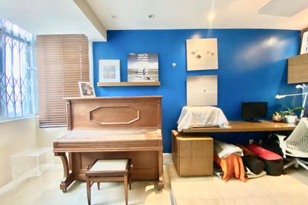 Apartamento à venda com 180m², 3 quartos e sem vagaEscritório