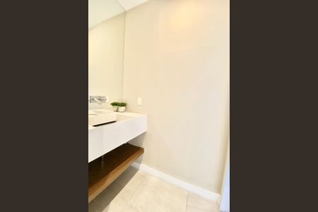 Apartamento à venda com 180m², 3 quartos e sem vagaBanheiro 1