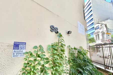 Apartamento à venda com 180m², 3 quartos e sem vagaPlaca
