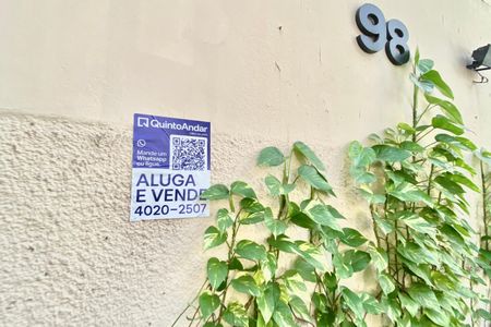 Apartamento à venda com 180m², 3 quartos e sem vagaPlaca