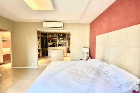 Apartamento à venda com 180m², 3 quartos e sem vagaSuíte