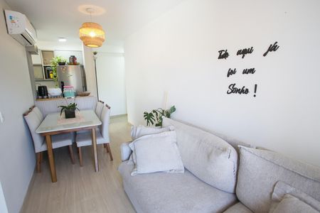 Apartamento para alugar com 63m², 3 quartos e 1 vaga Apartamento para alugar com 63m², 3 quartos e 1 vagaSala