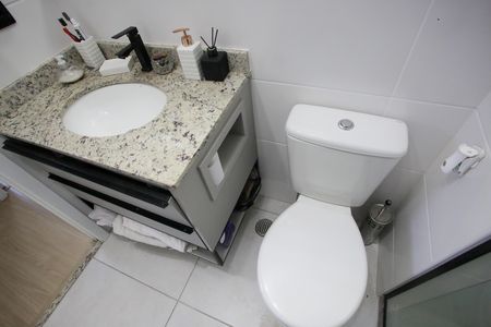Apartamento para alugar com 63m², 3 quartos e 1 vaga Apartamento para alugar com 63m², 3 quartos e 1 vagaBanheiro Social