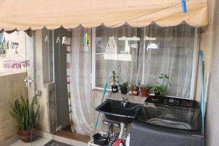 Apartamento à venda com 136m², 2 quartos e sem vagaÁrea de Serviço