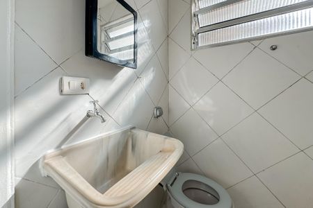 Apartamento à venda com 38m², 1 quarto e sem vagaBanheiro