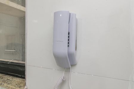 Sala de apartamento para alugar com 1 quarto, 40m² em Olaria, Rio de Janeiro