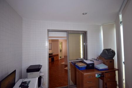 Apartamento à venda com 389m², 5 quartos e 4 vagasEscritório Suíte Principal