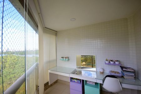 Apartamento à venda com 389m², 5 quartos e 4 vagasVaranda Suíte 3