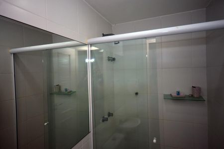 Apartamento à venda com 389m², 5 quartos e 4 vagasBanheiro de Serviço