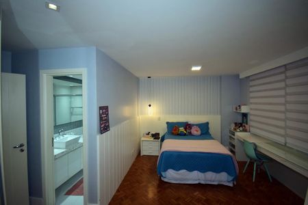 Apartamento à venda com 389m², 5 quartos e 4 vagasSuíte 1