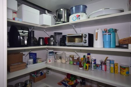 Apartamento à venda com 389m², 5 quartos e 4 vagasDespensa