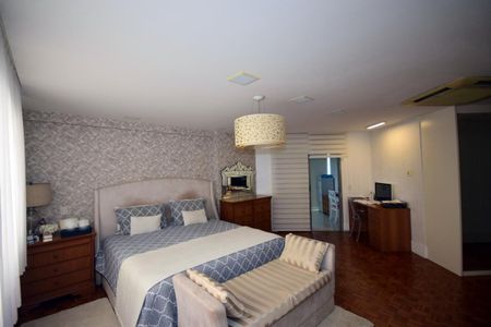 Apartamento à venda com 389m², 5 quartos e 4 vagasSuíte Principal