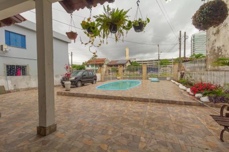 Casa à venda com 380m², 4 quartos e 3 vagasVista da Suíte