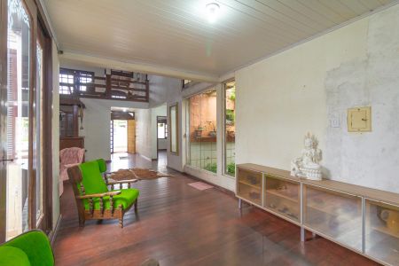 Casa à venda com 380m², 4 quartos e 3 vagasSala 2