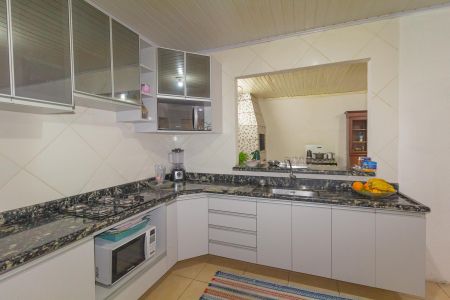 Casa à venda com 380m², 4 quartos e 3 vagasCozinha 2