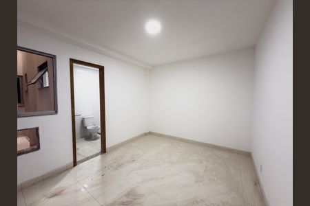 Quarto de apartamento para alugar com 1 quarto, 39m² em Olaria, Rio de Janeiro