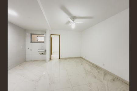 Apartamento para alugar com 39m², 1 quarto e sem vagaSala