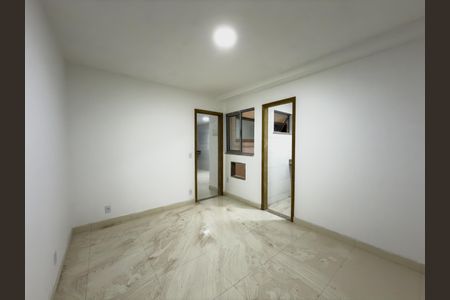 Apartamento para alugar com 39m², 1 quarto e sem vagaQuarto