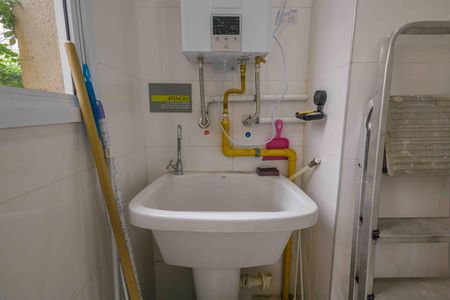 Apartamento à venda com 78m², 3 quartos e 1 vagaÁrea de Serviço