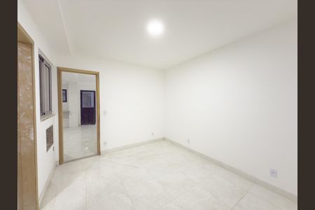 Apartamento para alugar com 39m², 1 quarto e sem vagaQuarto 