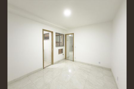 Apartamento para alugar com 39m², 1 quarto e sem vagaQuarto