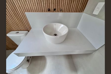 Apartamento à venda com 475m², 5 quartos e 2 vagasBanheiro da Suíte 2