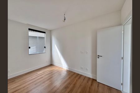 Apartamento à venda com 475m², 5 quartos e 2 vagasSuíte 3