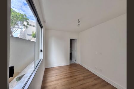 Apartamento à venda com 475m², 5 quartos e 2 vagasSuíte 2