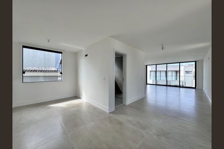 Apartamento à venda com 475m², 5 quartos e 2 vagasSalão