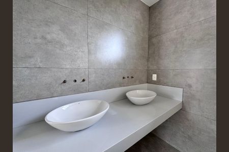 Apartamento à venda com 475m², 5 quartos e 2 vagasSalão - Banheiro Social