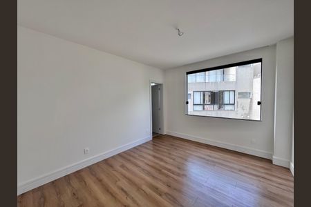 Apartamento à venda com 475m², 5 quartos e 2 vagasSuíte 5