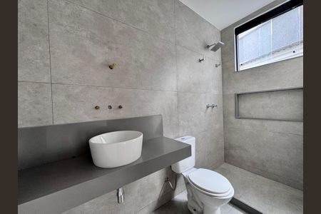 Apartamento à venda com 475m², 5 quartos e 2 vagasBanheiro da Suíte 3