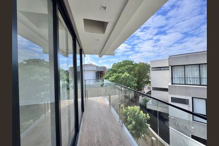 Apartamento à venda com 475m², 5 quartos e 2 vagasVaranda