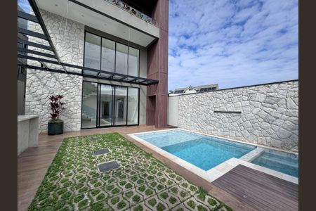 Apartamento à venda com 475m², 5 quartos e 2 vagasÁrea externa