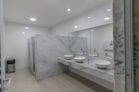 Casa de condomínio à venda com 420m², 4 quartos e 4 vagasÁrea comum