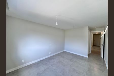 Casa de condomínio à venda com 420m², 4 quartos e 4 vagasSuíte 1