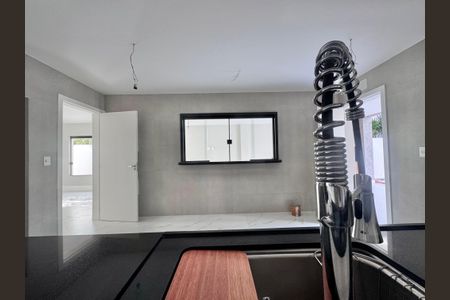 Casa de condomínio à venda com 420m², 4 quartos e 4 vagasCozinha