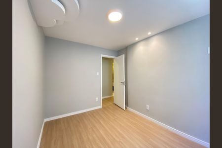 Apartamento para alugar com 68m², 2 quartos e 1 vaga