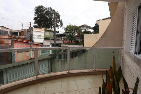 Casa à venda com 140m², 2 quartos e 8 vagasVaranda da entrada