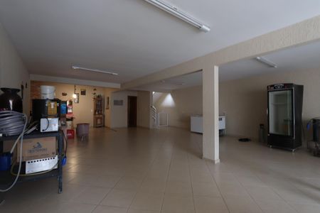Casa à venda com 140m², 2 quartos e 8 vagasGaragem