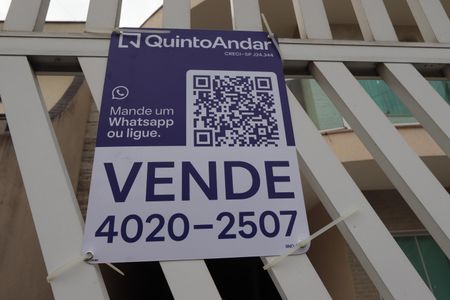 Casa à venda com 140m², 2 quartos e 8 vagasPlaca
