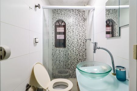Casa para alugar com 55m², 1 quarto e 1 vaga Casa para alugar com 55m², 1 quarto e 1 vagaBanheiro
