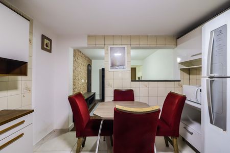 Casa para alugar com 55m², 1 quarto e 1 vaga Casa para alugar com 55m², 1 quarto e 1 vagaCozinha