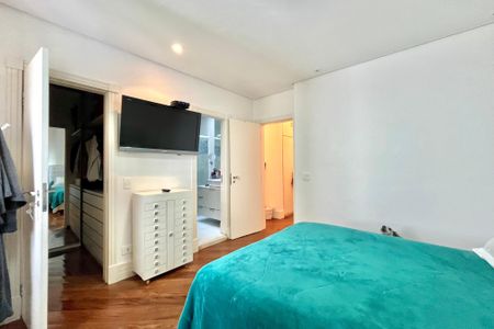 Apartamento à venda com 217m², 4 quartos e 2 vagasSuite 2