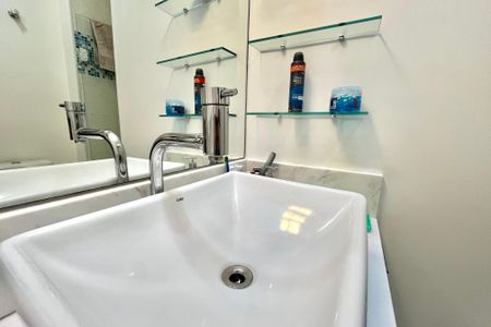 Apartamento à venda com 217m², 4 quartos e 2 vagasBanheiro