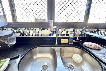 Apartamento à venda com 217m², 4 quartos e 2 vagasCozinha