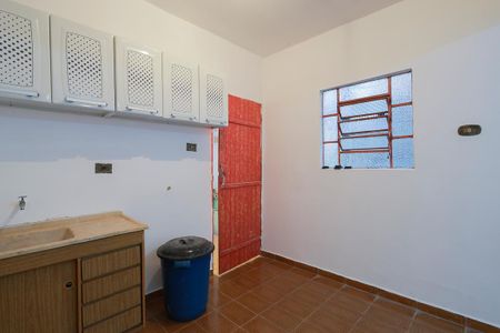Casa à venda com 256m², 6 quartos e 3 vagasEdícula - Cozinha