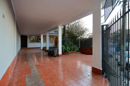 Casa à venda com 256m², 6 quartos e 3 vagasGaragem